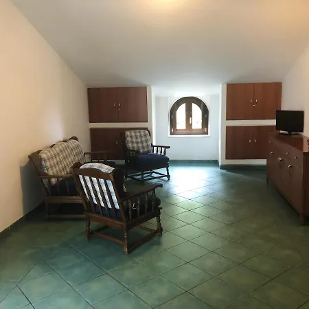 2 Bedrooms With View And Furnished Terrace At 2 Km Away From The
